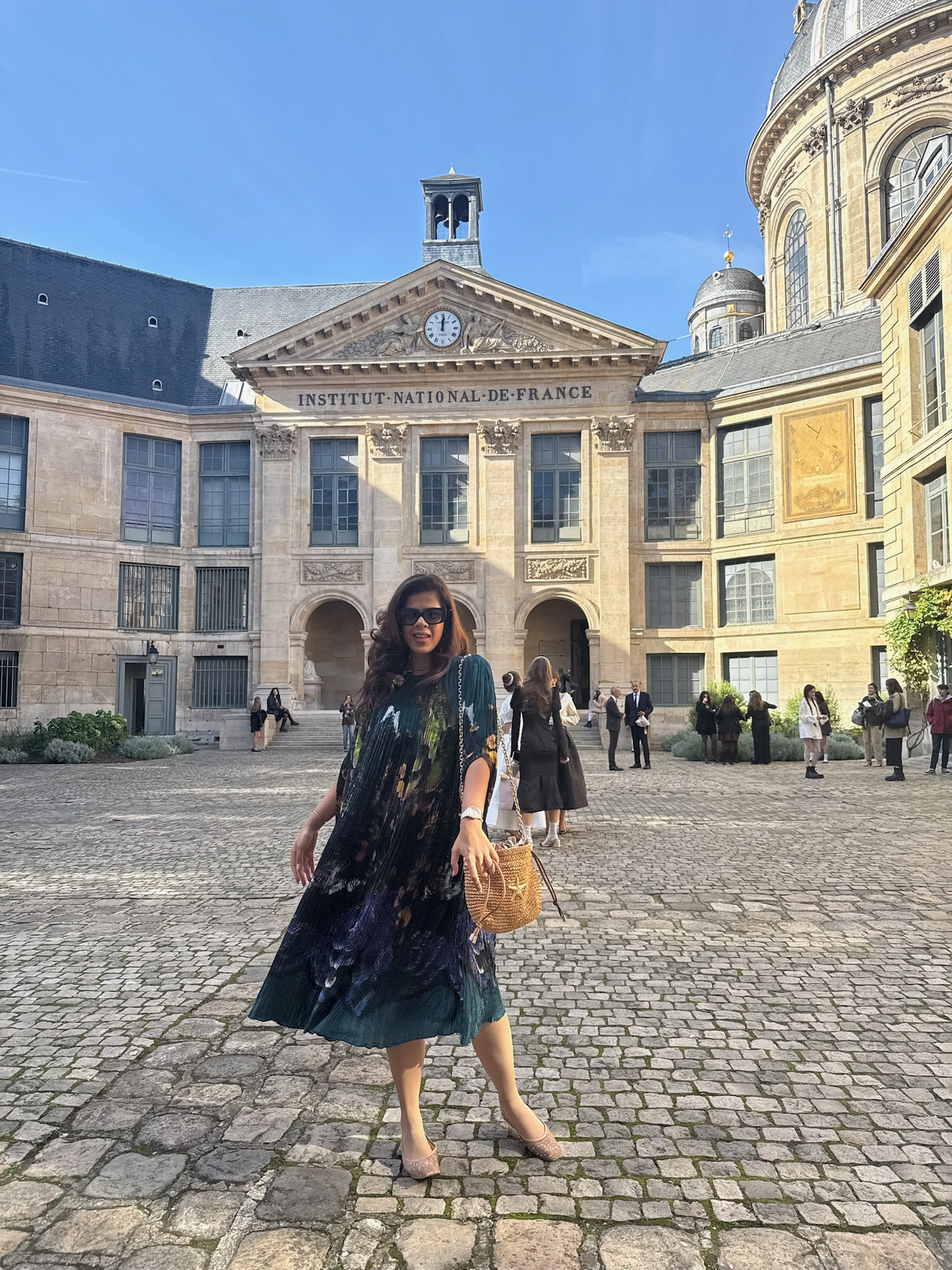 Wildrose & Sparrow show outfit